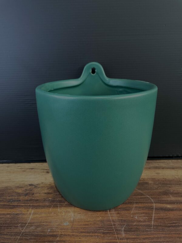 WALL PLANTER - GREEN